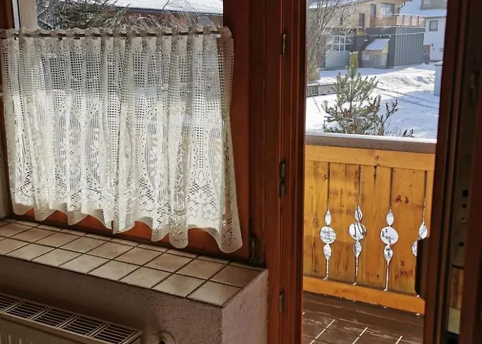 Appartamento Mit Komplett Eingerichteter Kuechenzeile Im Wohnraum By Interhome *