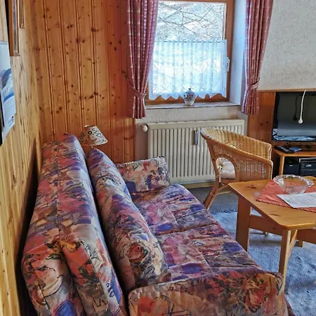 Daire Mit Komplett Eingerichteter Kuechenzeile Im Wohnraum By Interhome